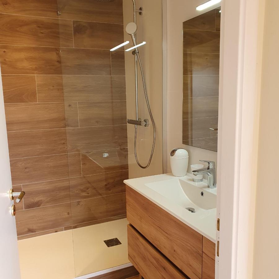 Appart Senac Apartment Ла Флот Екстериор снимка